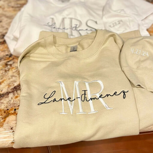 Embroidered Mr & Mrs Hoodies or Sweatshirts, Personalized Couple Sweatshirt, Couple Embroidered Sweatshirt, Valentine's Day Gifts Idea For Him Her-Nicesnkpro - Image 3